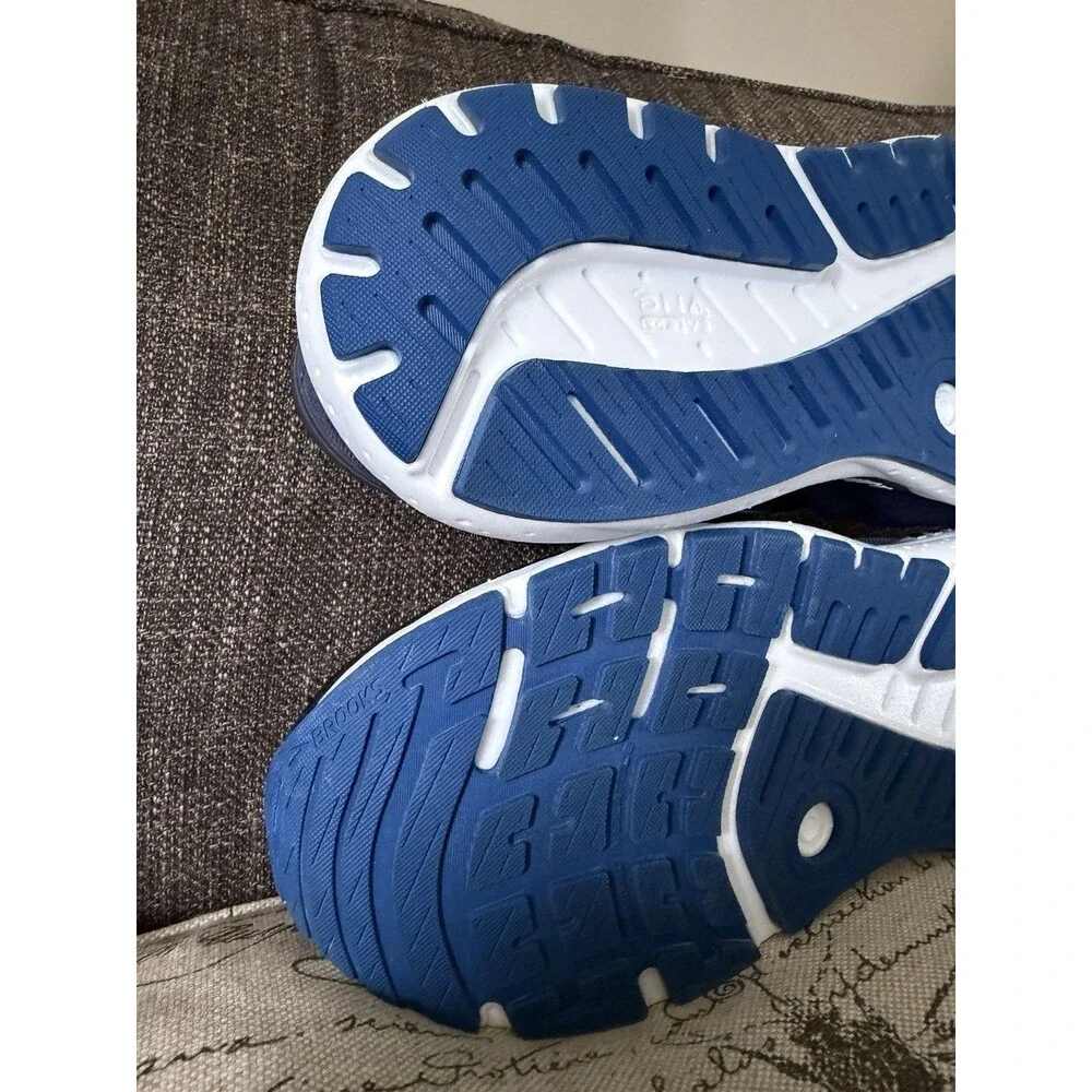 Brooks beast gts